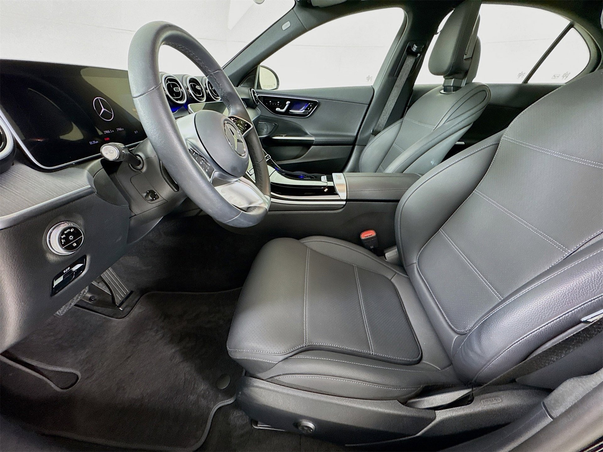 Certified 2025 Mercedes-Benz C 300 Sedan image 21