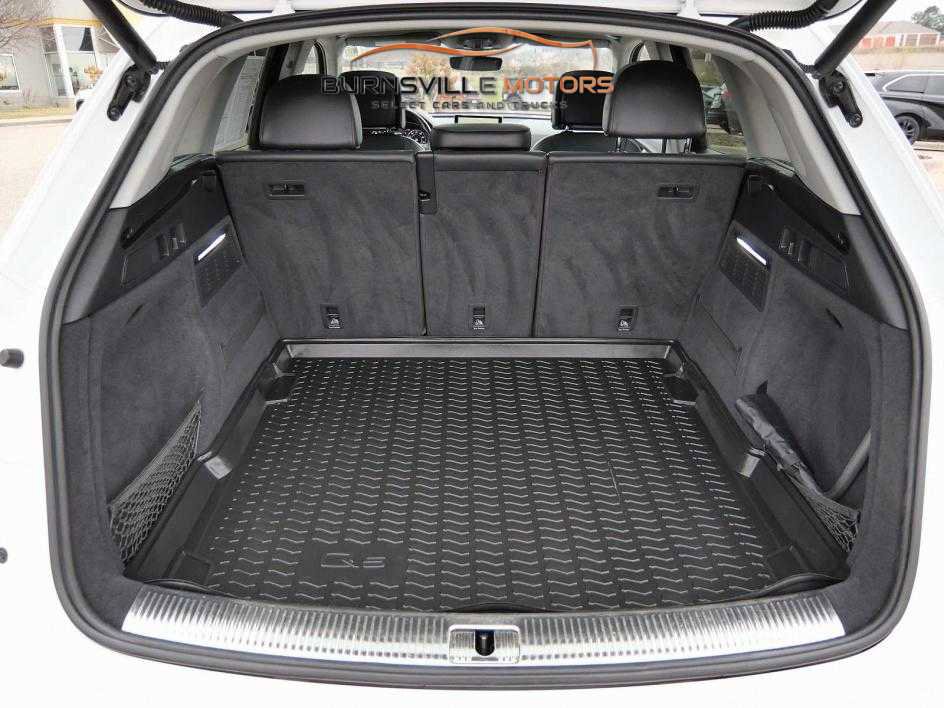 Used 2018 Audi Q5 Prestige w/ Prestige Package image 12