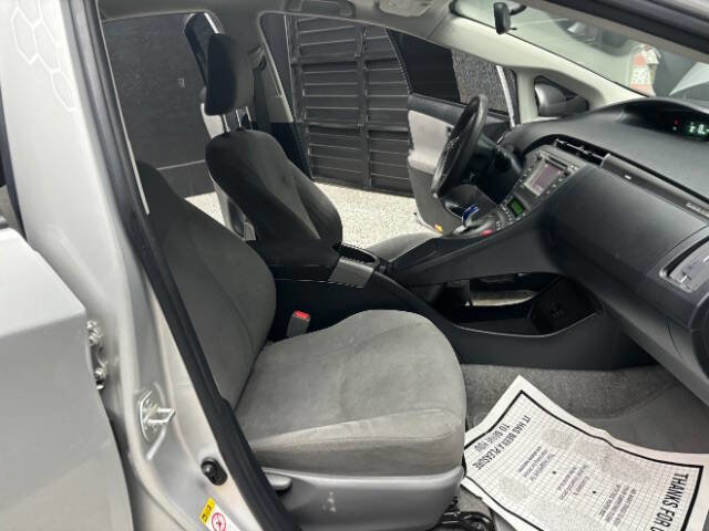 Used 2014 Toyota Prius Prime Plug-In image 15