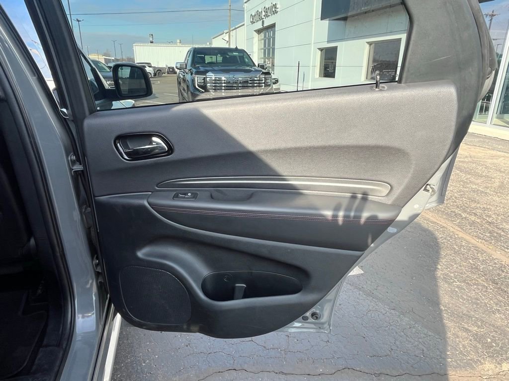 Used 2022 Dodge Durango R/T w/ Blacktop Package AWD/4WD image 28