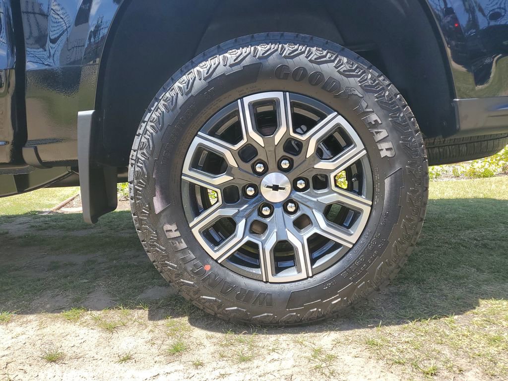 New 2026 Chevrolet Colorado Z71 w/ Technology Package image 6