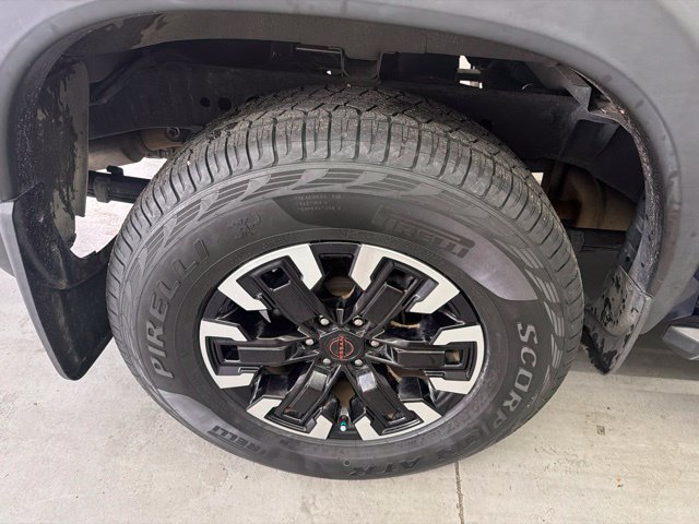 Used 2022 Nissan Frontier PRO-4X w/ Technology Package AWD/4WD image 23