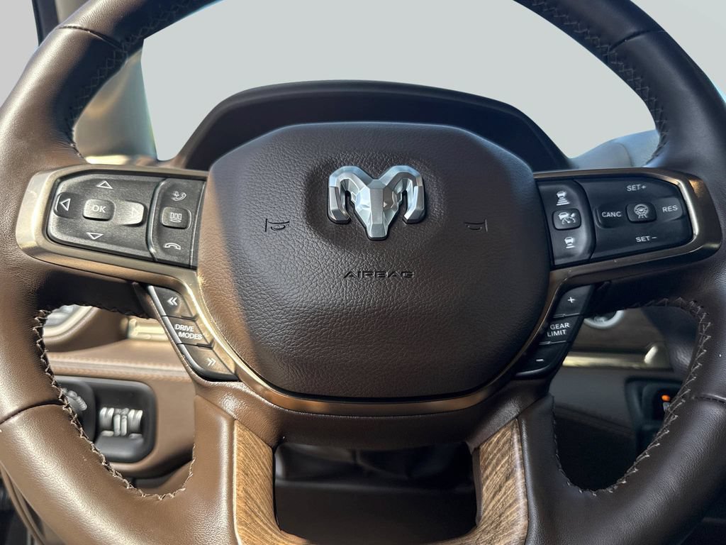Used 2026 RAM 1500 Limited AWD/4WD image 11