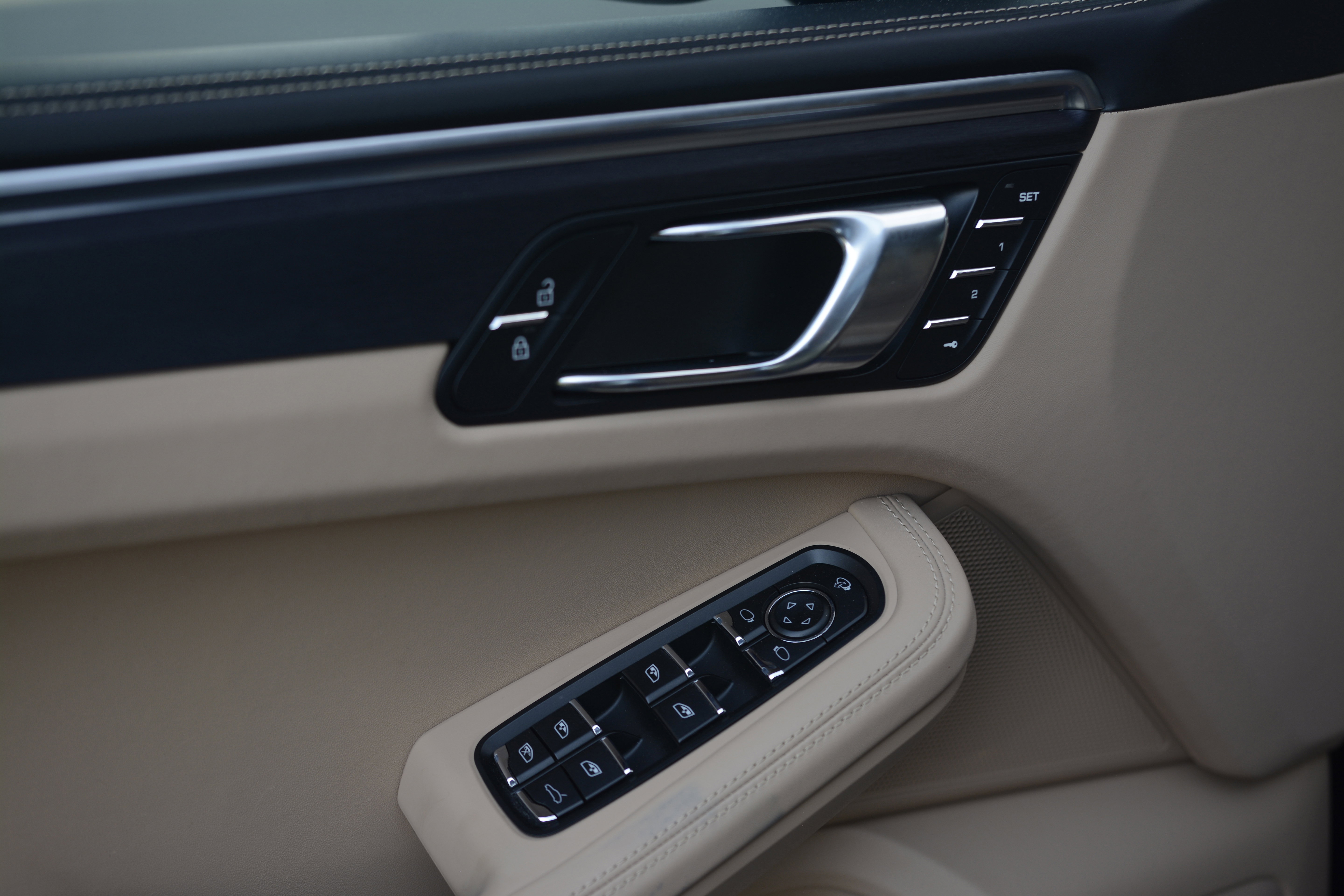 Certified 2022 Porsche Macan GTS AWD/4WD image 14