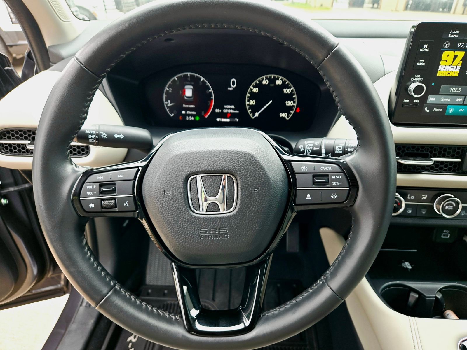 Used 2025 Honda HR-V EX-L image 10