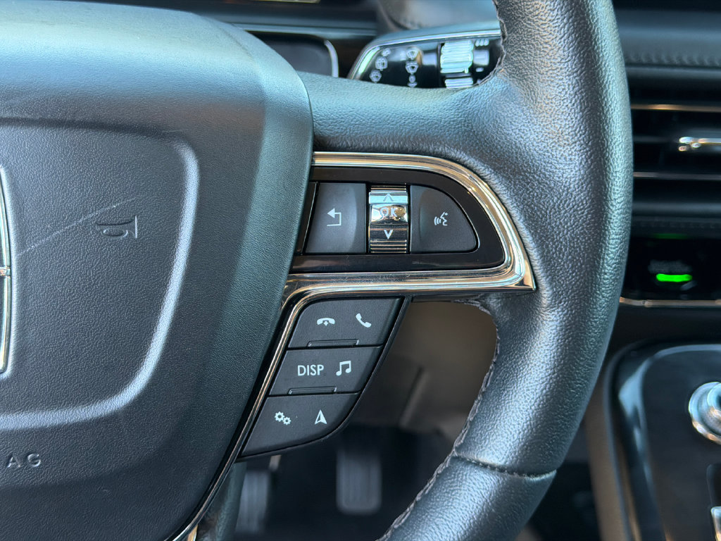 Used 2023 Lincoln Nautilus AWD w/ Premium Package image 26