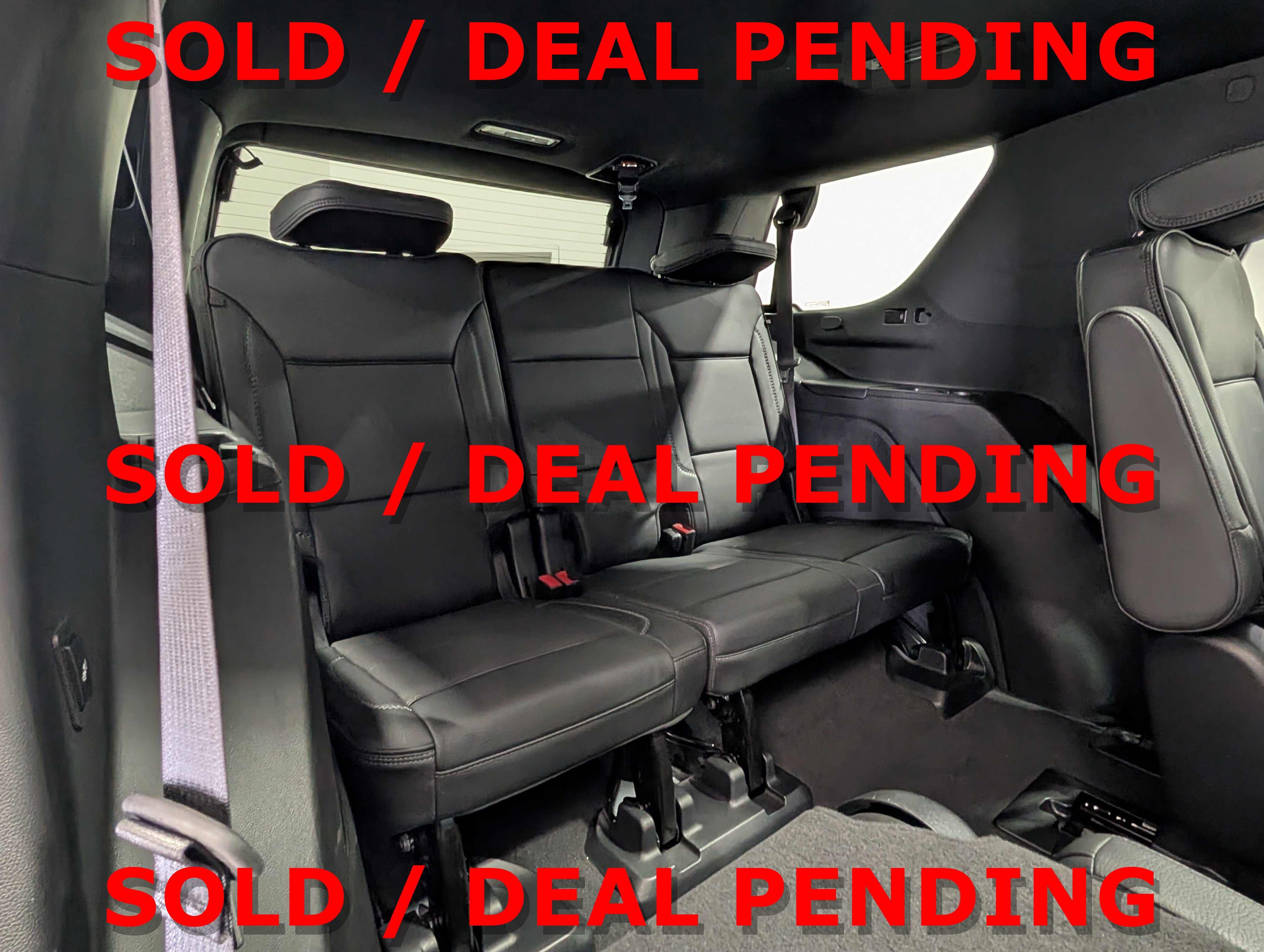 Used 2022 GMC Yukon Denali AWD/4WD image 13