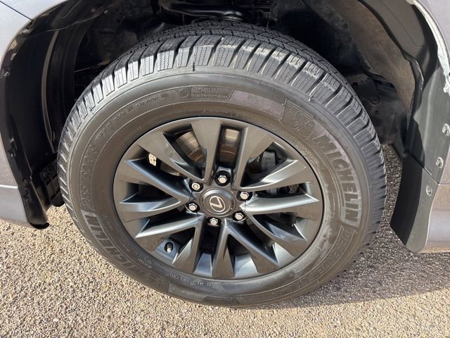 Used 2021 Lexus GX 460 Premium w/ Premium Package image 23