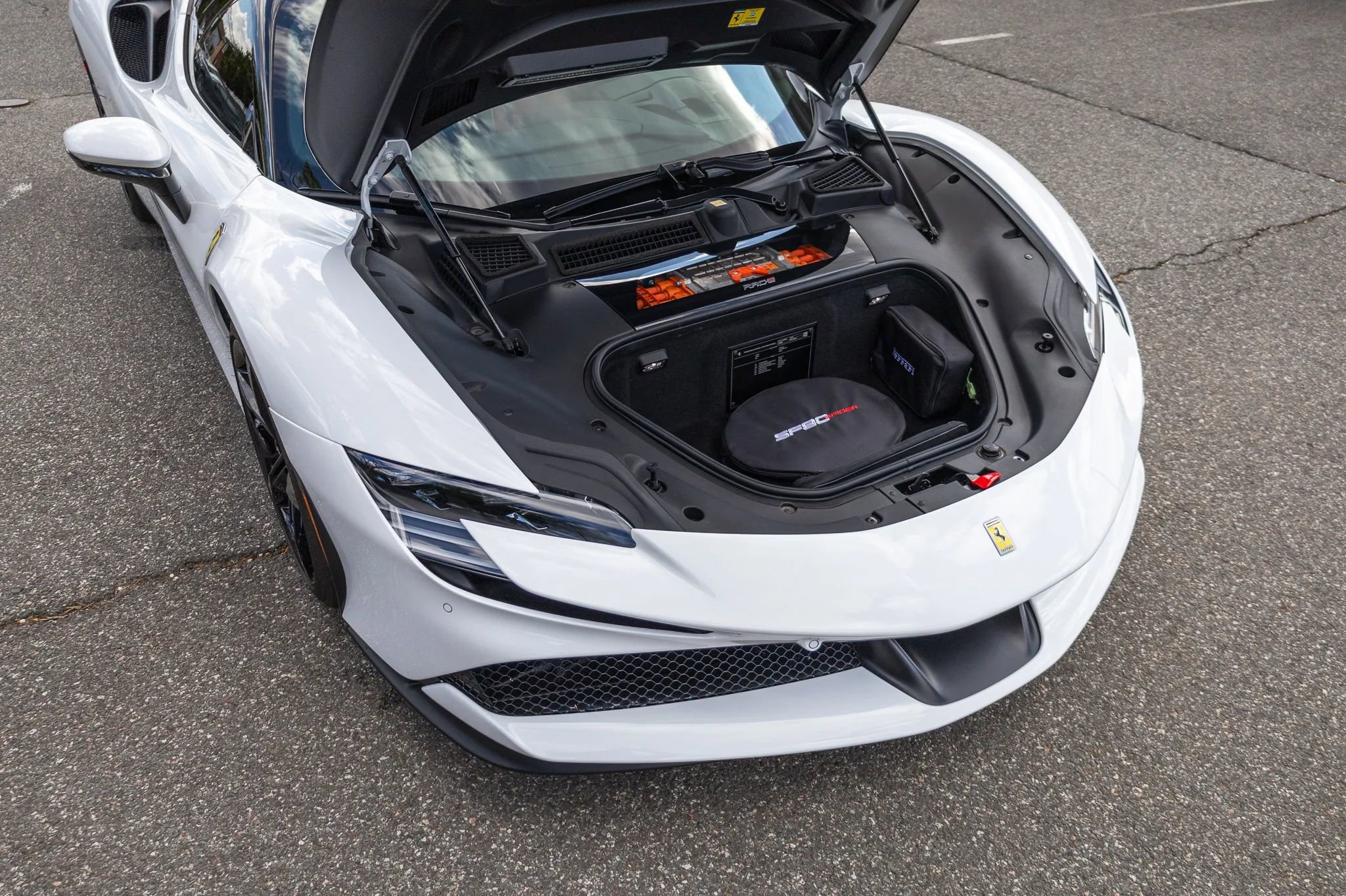 Used 2025 Ferrari SF90 Spider AWD/4WD image 77