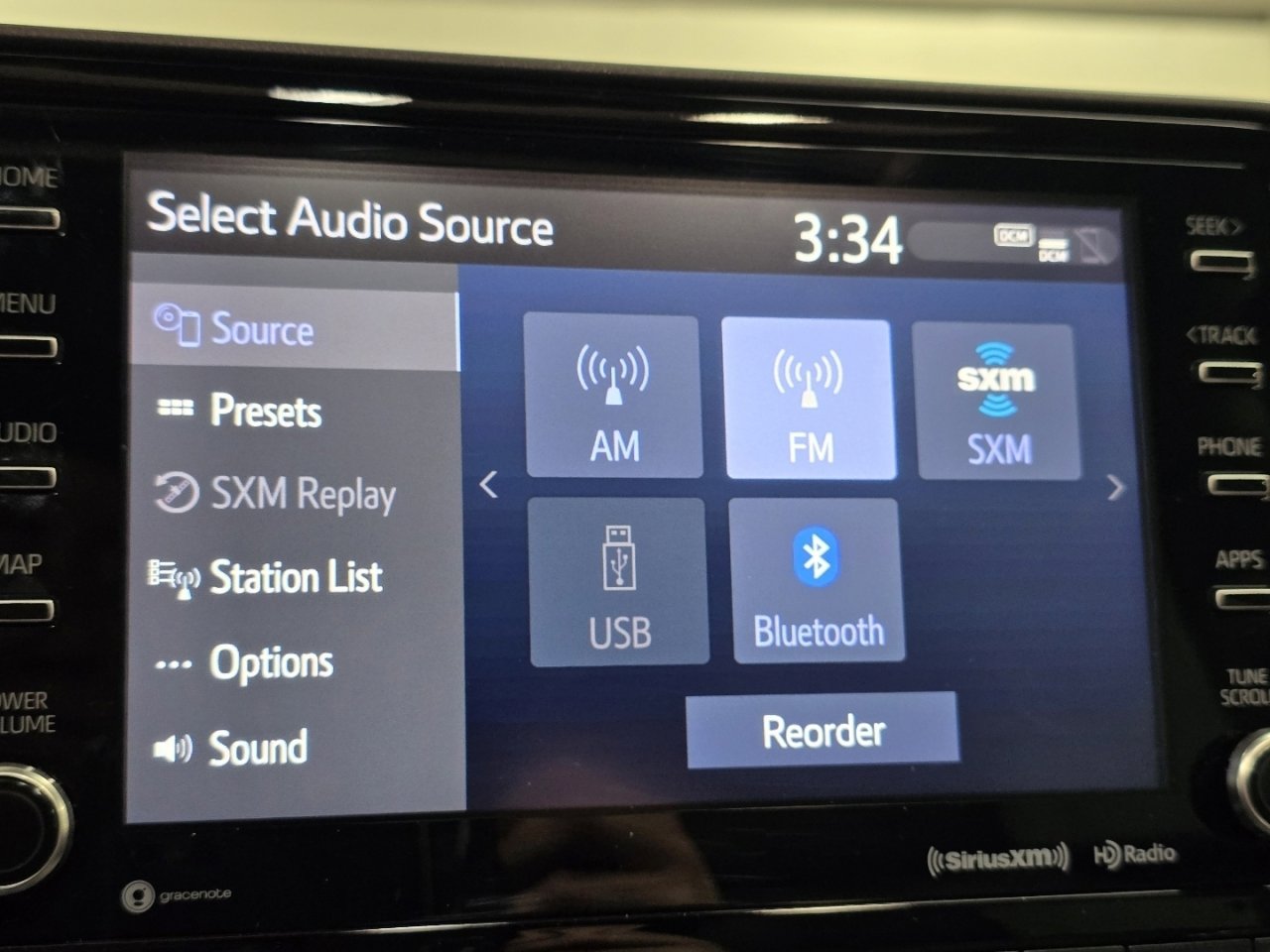 Used 2022 Toyota Highlander XLE image 5