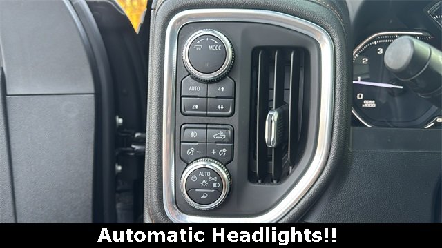 Used 2022 GMC Sierra 2500 AT4 w/ Gooseneck/5TH Wheel Package image 7