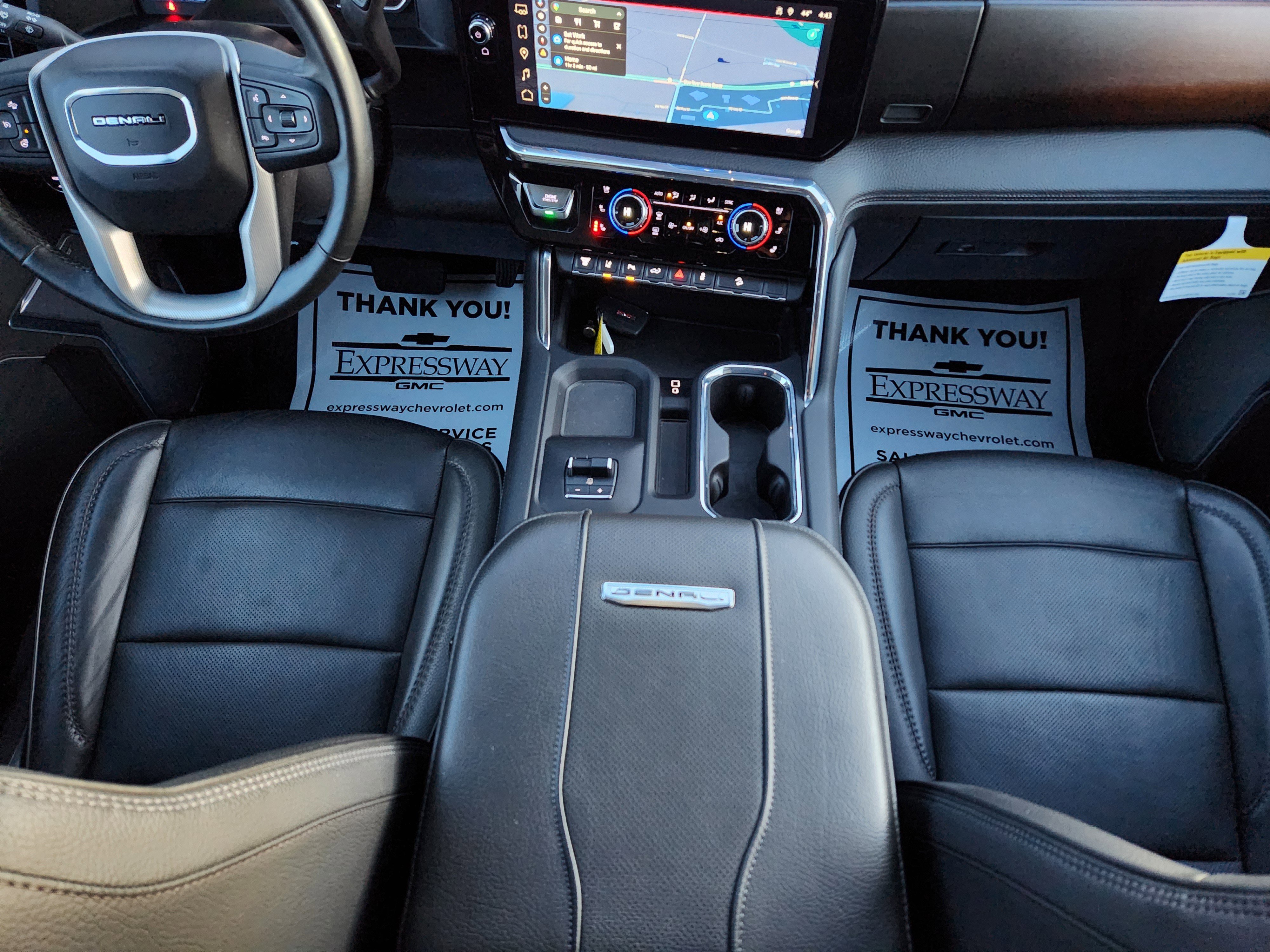 Used 2024 GMC Sierra 2500 Denali w/ Denali Reserve Package image 17