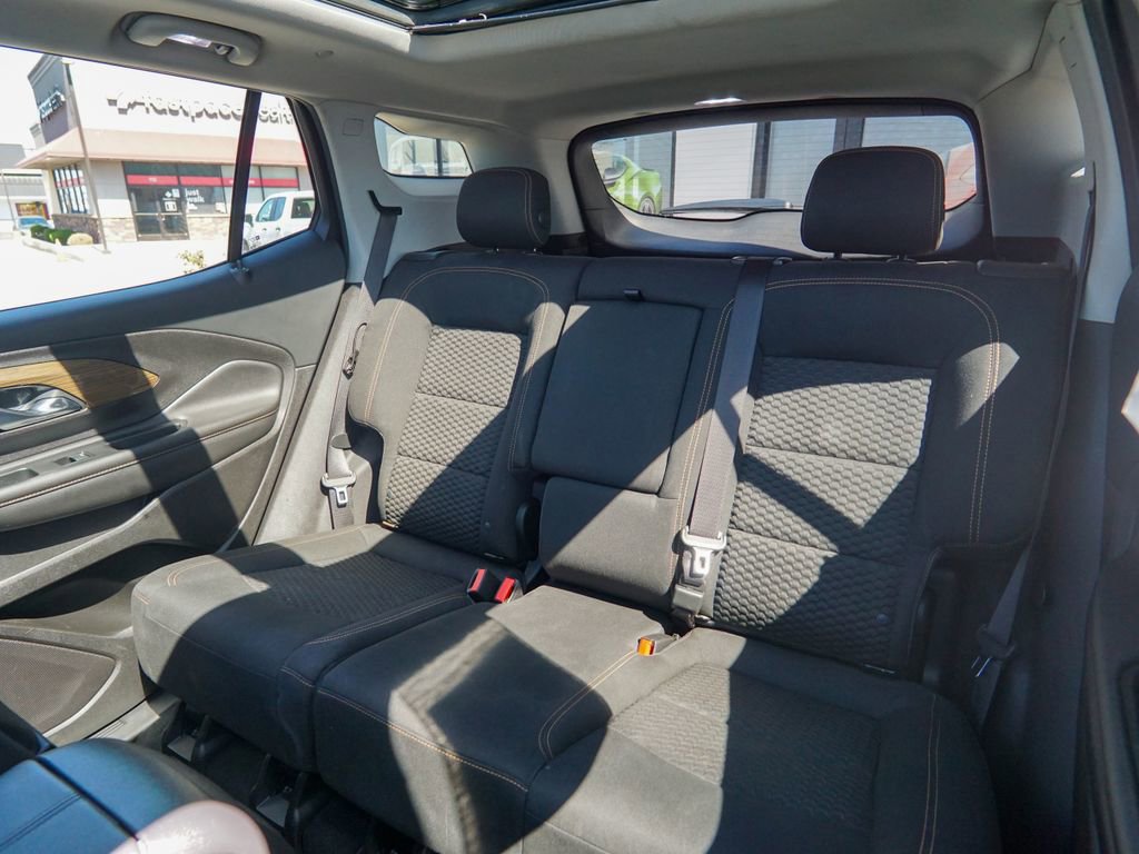 Used 2019 GMC Terrain SLE w/ Driver Convenience Package FWD image 28