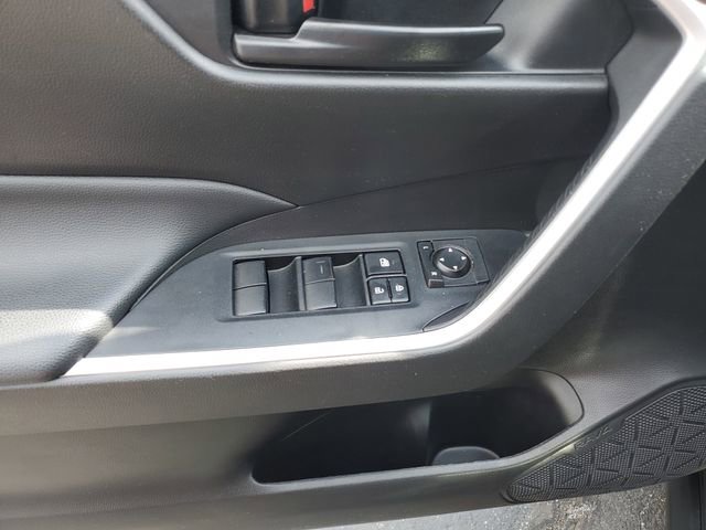 Used 2023 Toyota RAV4 LE image 23