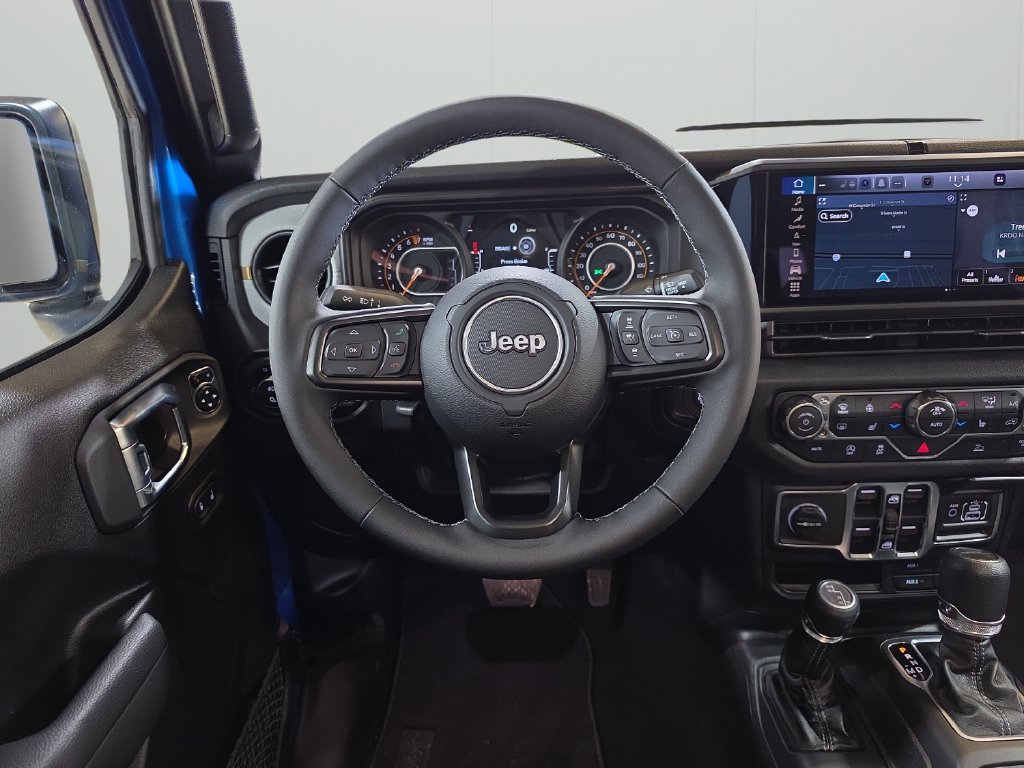 New 2026 Jeep Gladiator Sport AWD/4WD image 18