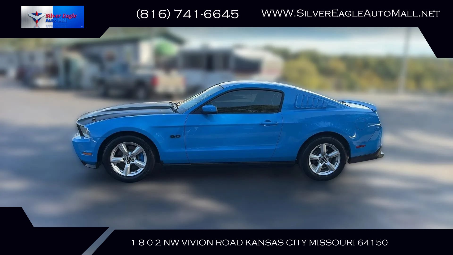 Used 2012 Ford Mustang GT Premium RWD image 2