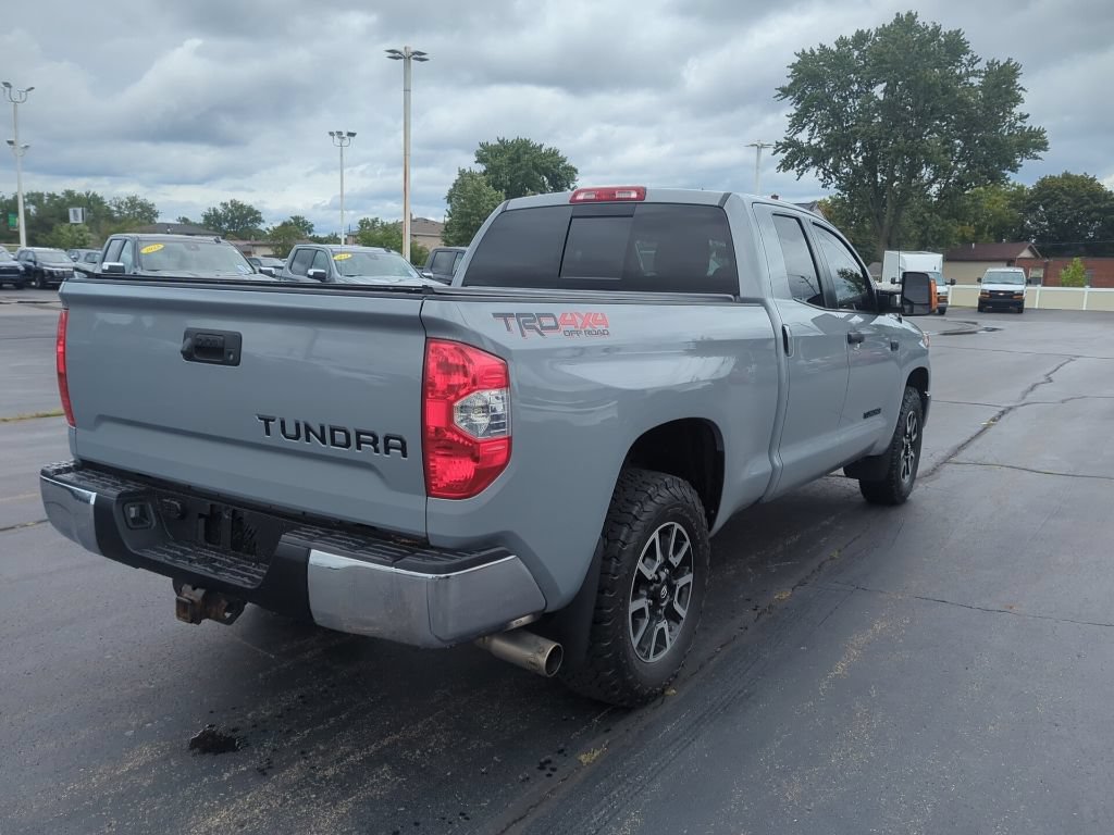 Used 2018 Toyota Tundra SR5 w/ TRD Off Road Package AWD/4WD image 9