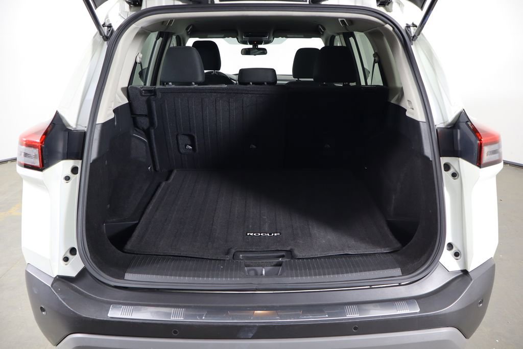 Used 2023 Nissan Rogue SV FWD image 17