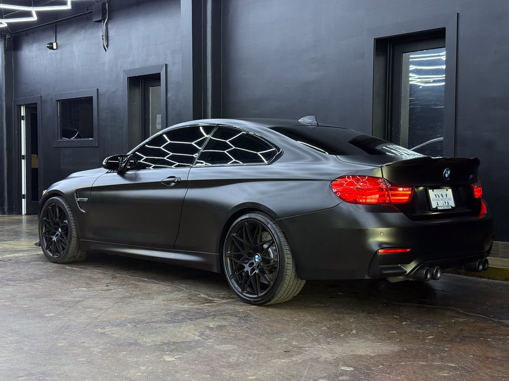 Used 2015 BMW M4 Coupe w/ Executive Package RWD image 7