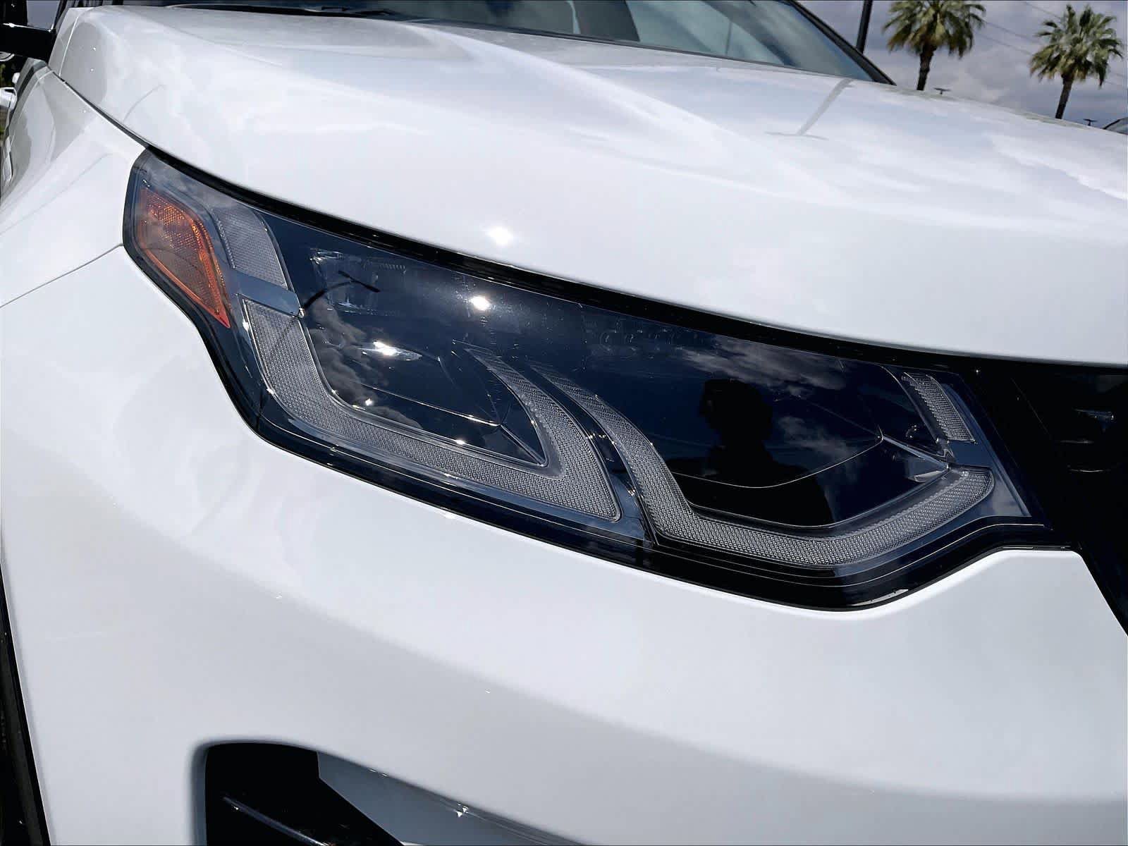 New 2026 Land Rover Discovery Sport Landmark AWD/4WD image 33