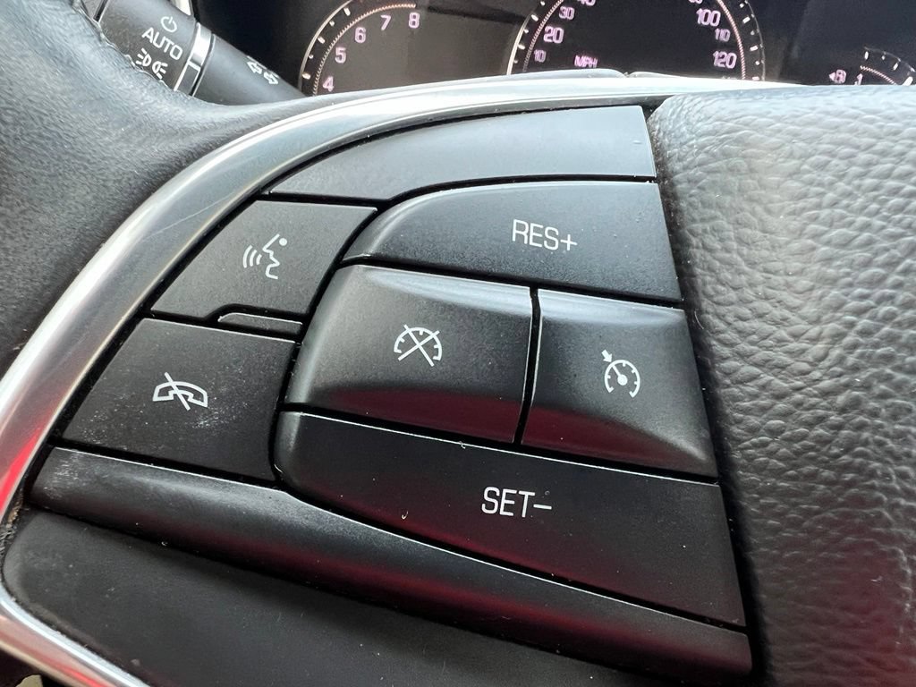 Used 2017 Cadillac XT5 Luxury w/ Driver Awareness Package FWD image 46