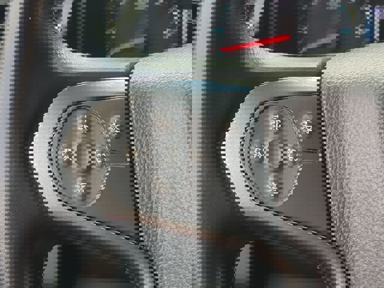 Used 2019 Chevrolet Suburban LT image 23