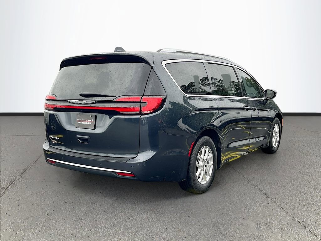 Certified 2021 Chrysler Pacifica Touring-L w/ Uconnect Theater Family Group image 7