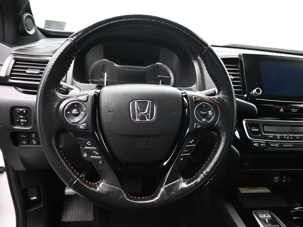 Used 2022 Honda Ridgeline Black Edition image 15