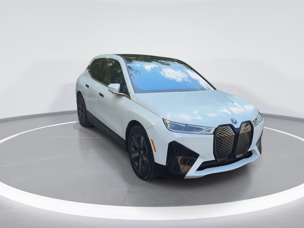 Used 2023 BMW iX M60 w/ Executive Package AWD/4WD image 3