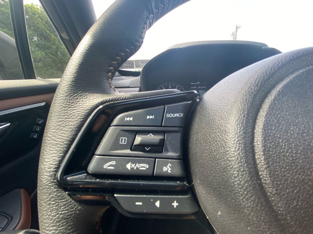 Used 2025 Subaru Forester Touring w/ Popular Package - Touring AWD/4WD image 18