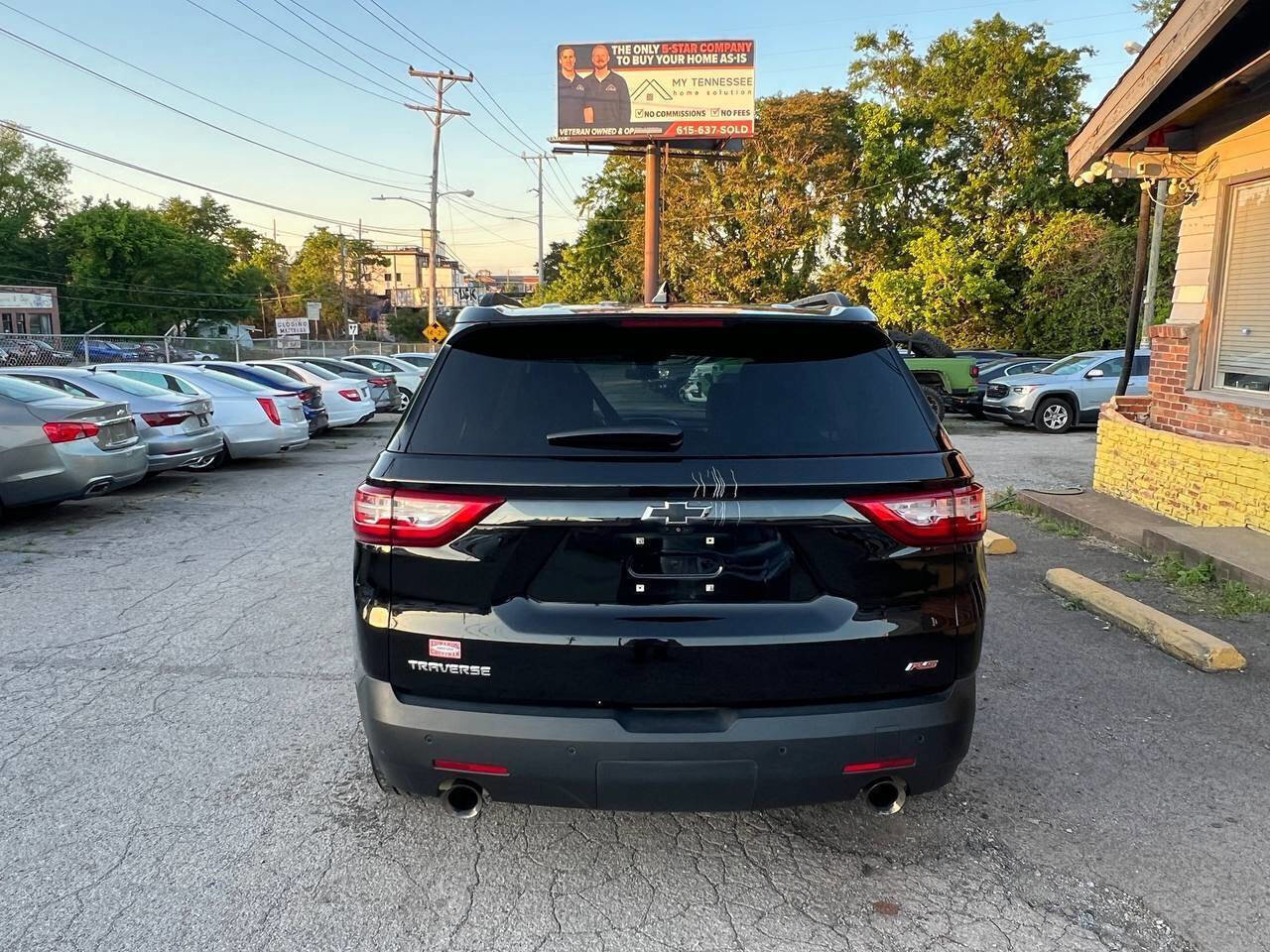 Used 2019 Chevrolet Traverse RS w/ LPO, Floor Liner Package FWD image 4
