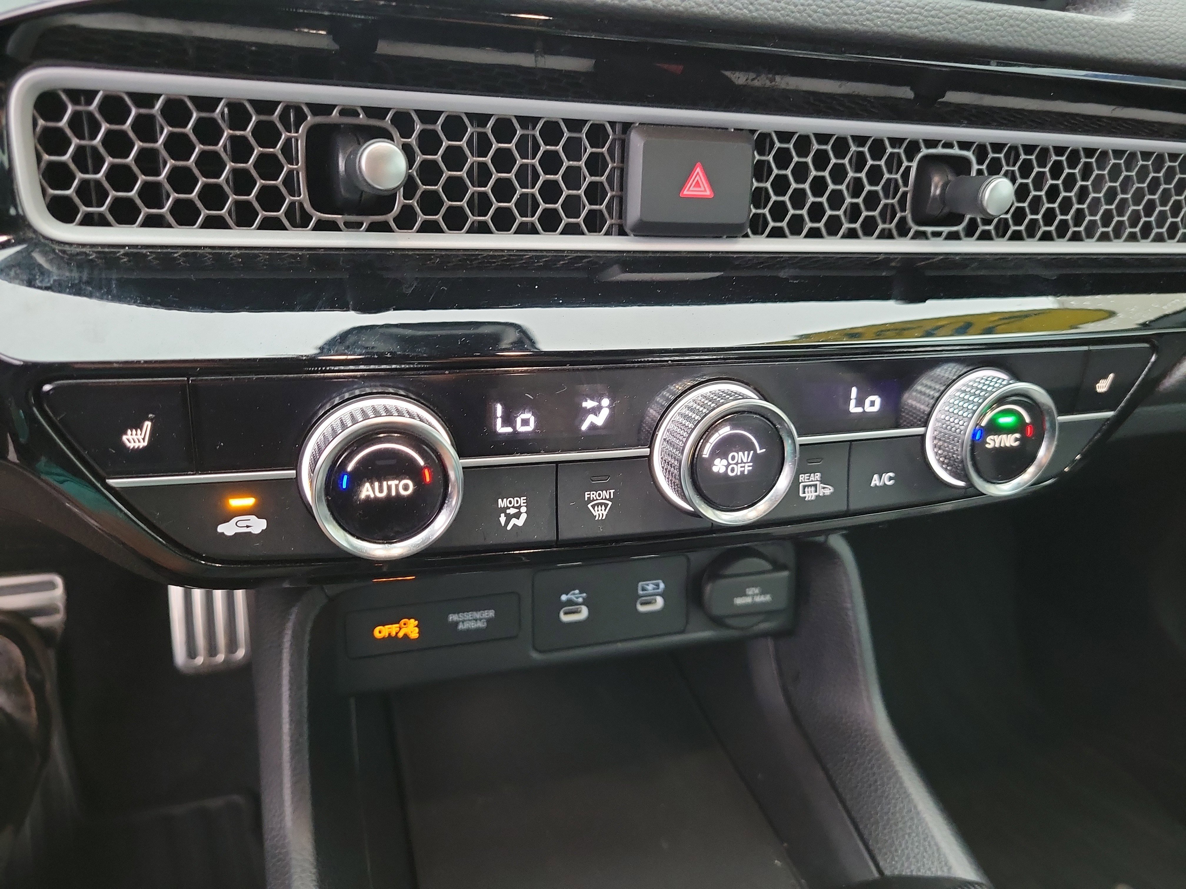 Used 2025 Honda Civic Sport image 17