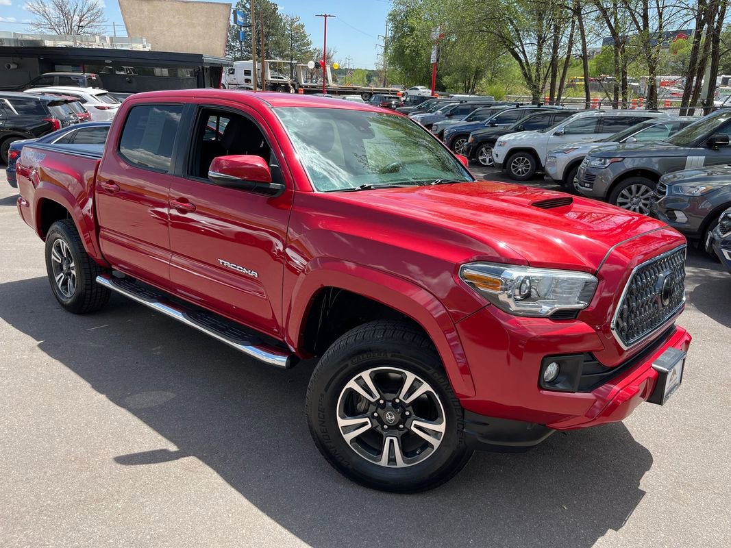 Used 2018 Toyota Tacoma TRD Sport w/ Technology Package AWD/4WD image 1