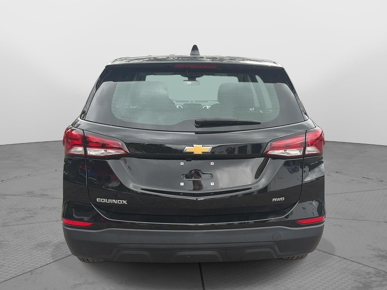 Used 2023 Chevrolet Equinox LS AWD/4WD image 5