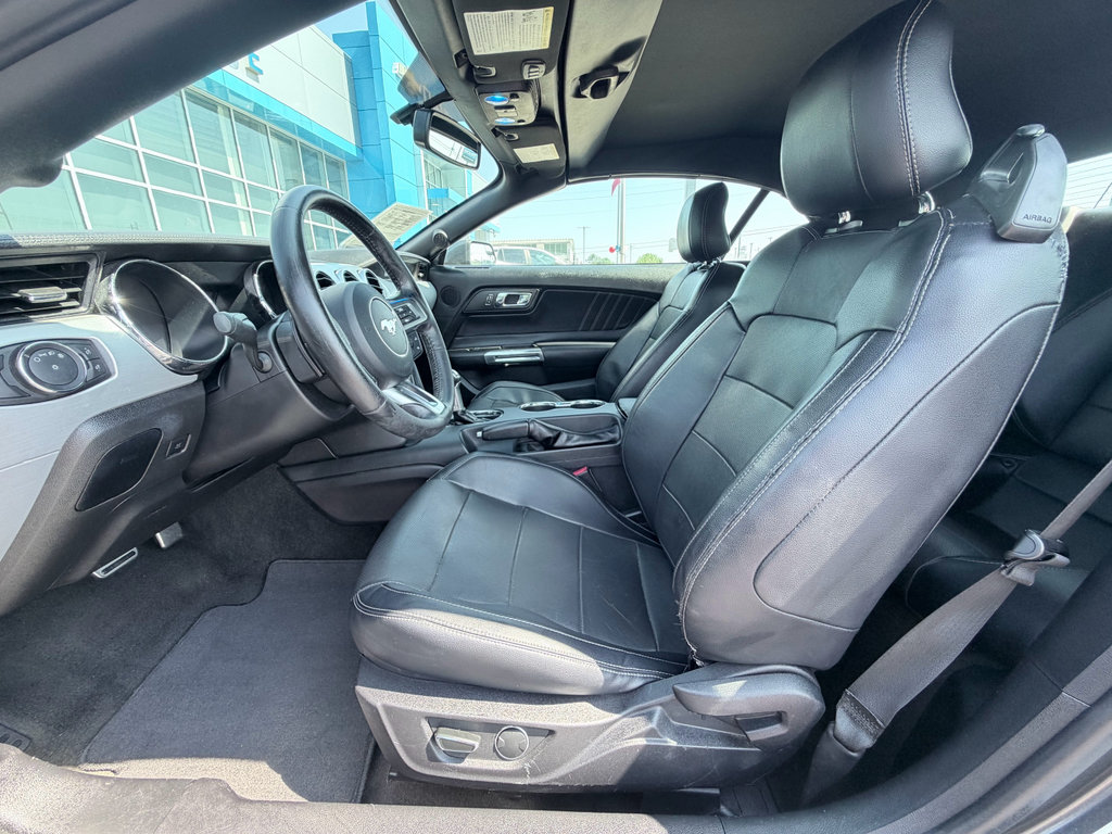 Used 2017 Ford Mustang Premium RWD image 26