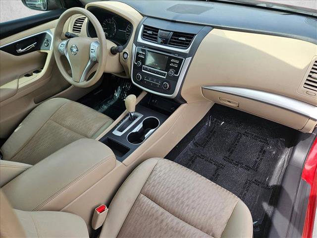 Used 2016 Nissan Altima 2.5 S w/ Power Driver Seat Package image 25