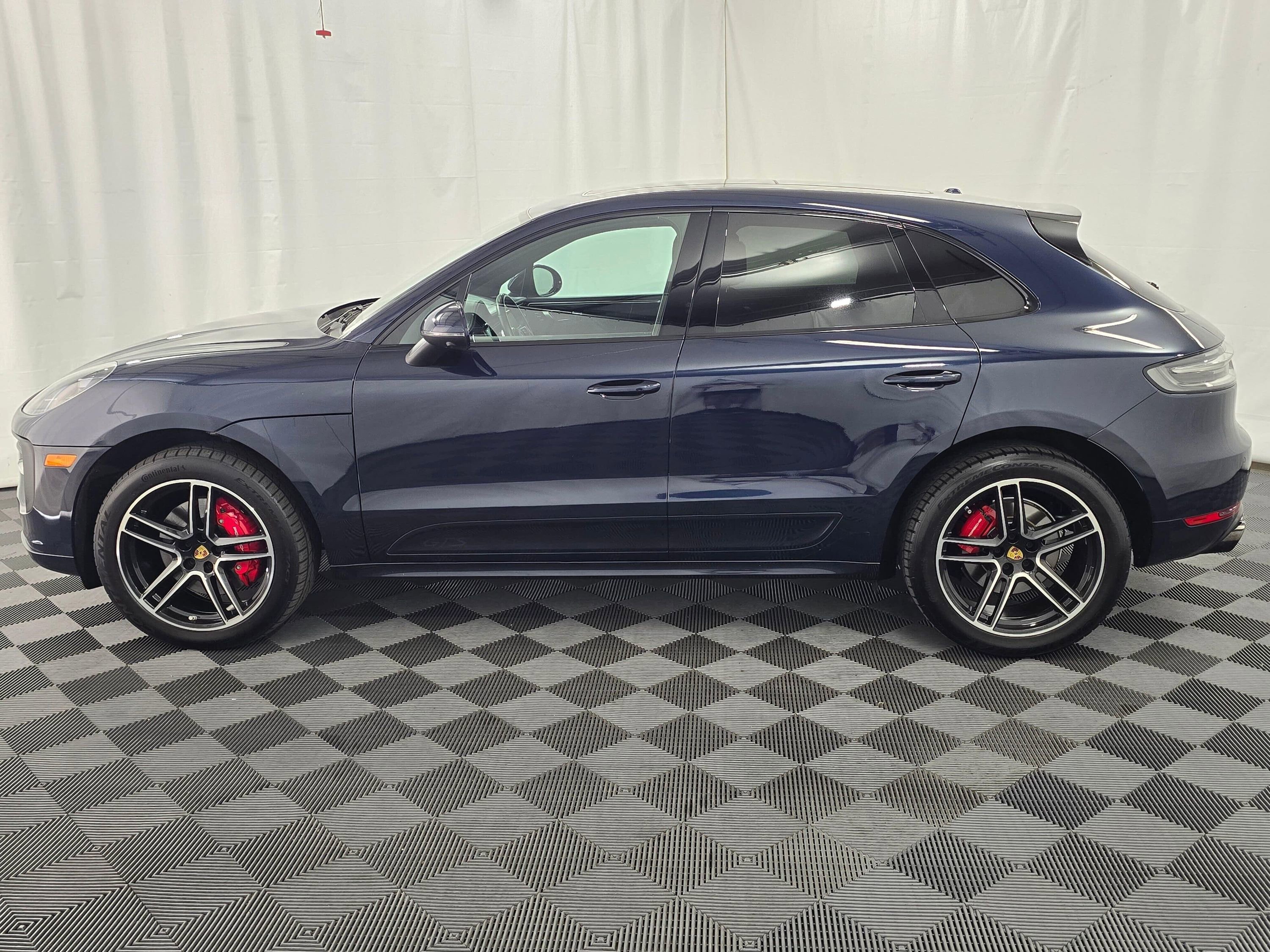 Used 2020 Porsche Macan GTS AWD/4WD image 2
