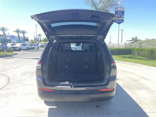 Used 2021 Jeep Grand Cherokee L Laredo image 26