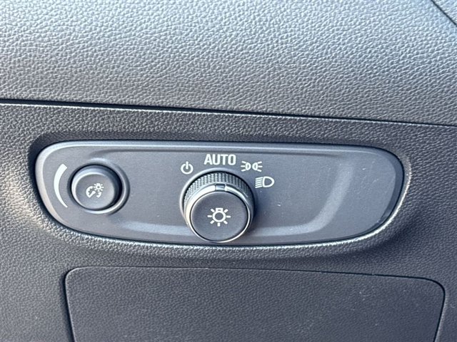 Certified 2024 Buick Encore GX Preferred FWD image 17
