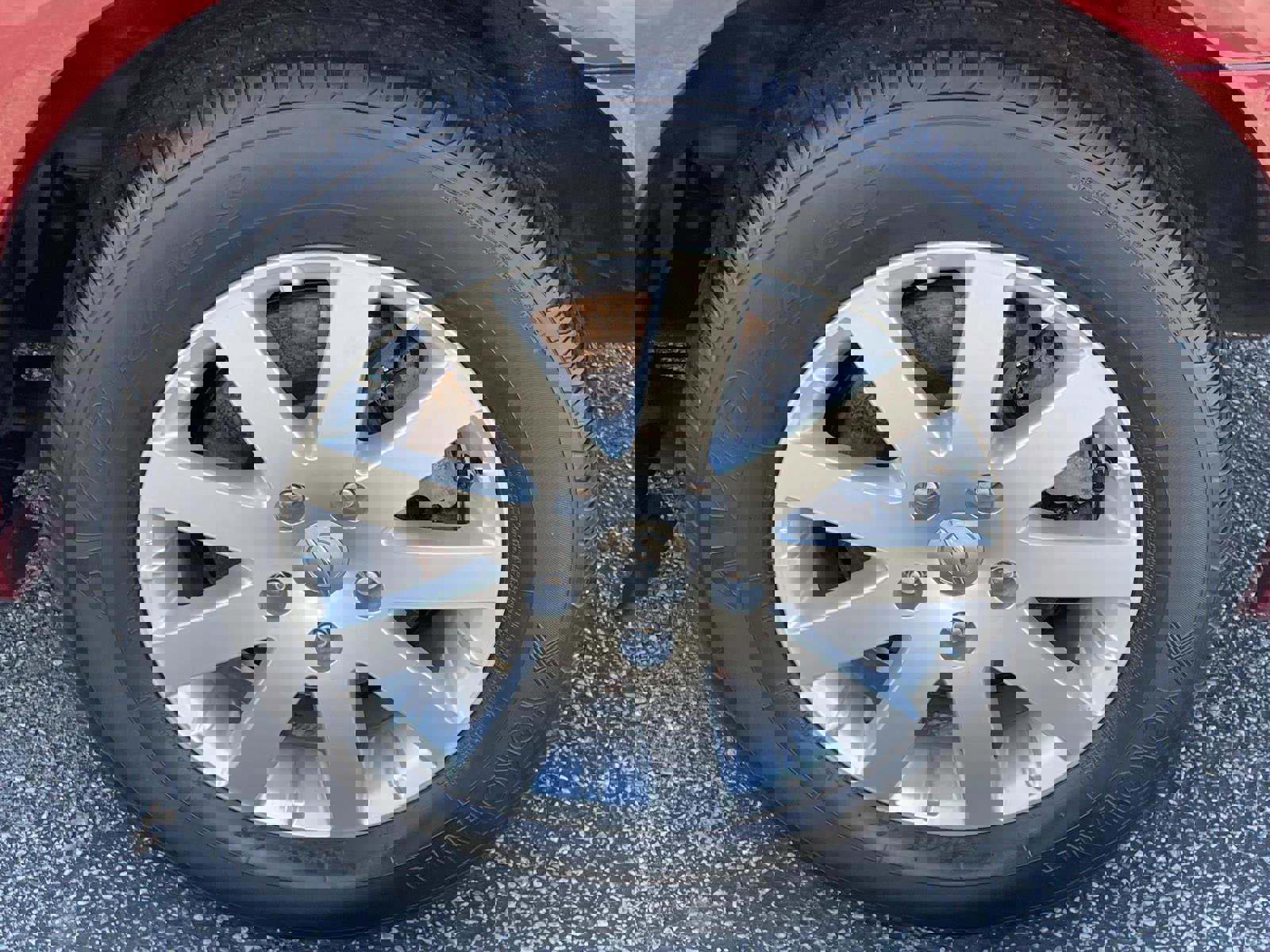 Used 2013 Chrysler Town & Country Touring image 11