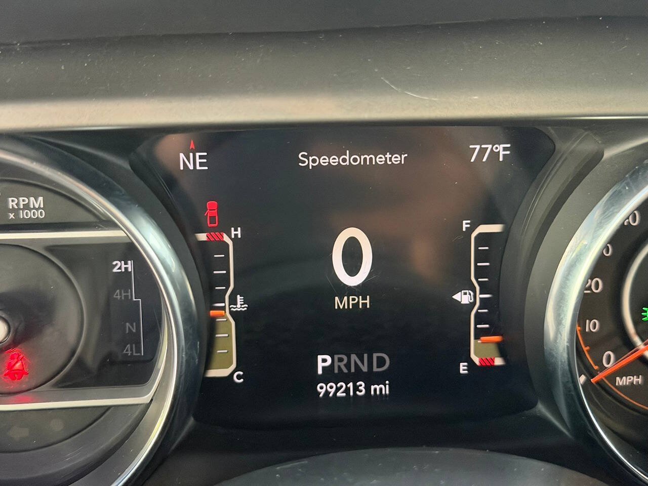 Used 2020 Jeep Gladiator Sport w/ Technology Group AWD/4WD image 25