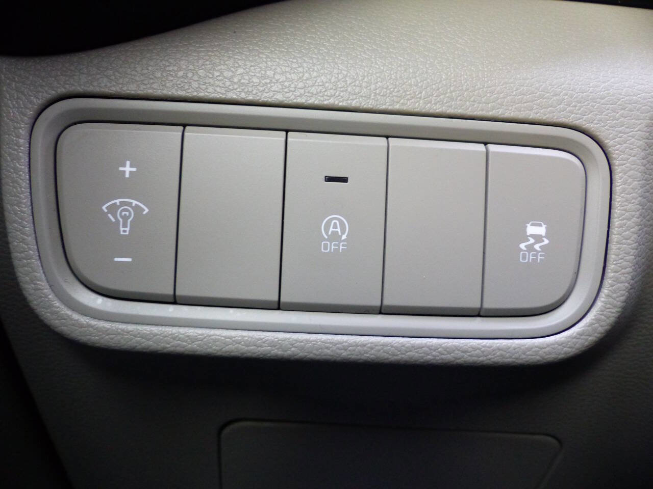 Used 2022 Kia Soul LX FWD image 19