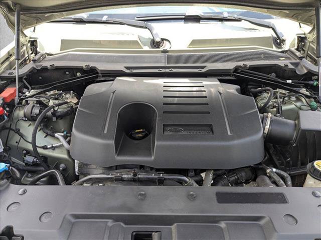 Used 2020 Land Rover Defender 110 SE AWD/4WD image 23