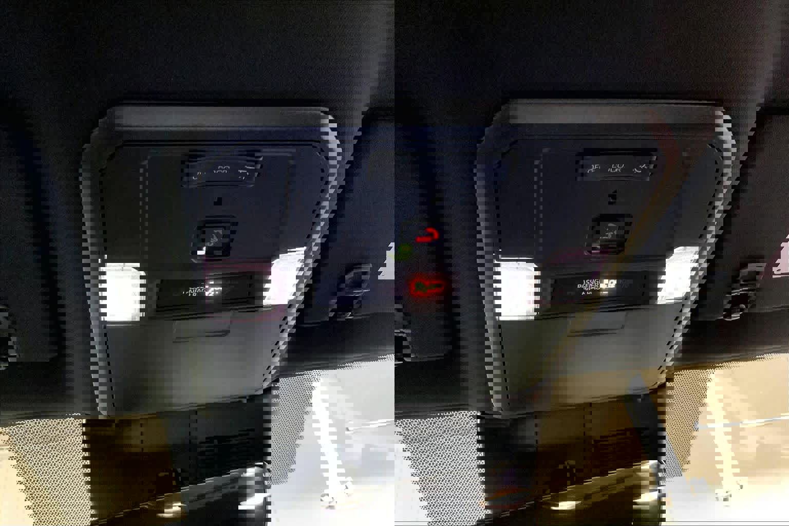 Certified 2025 Toyota Tacoma TRD Sport image 34