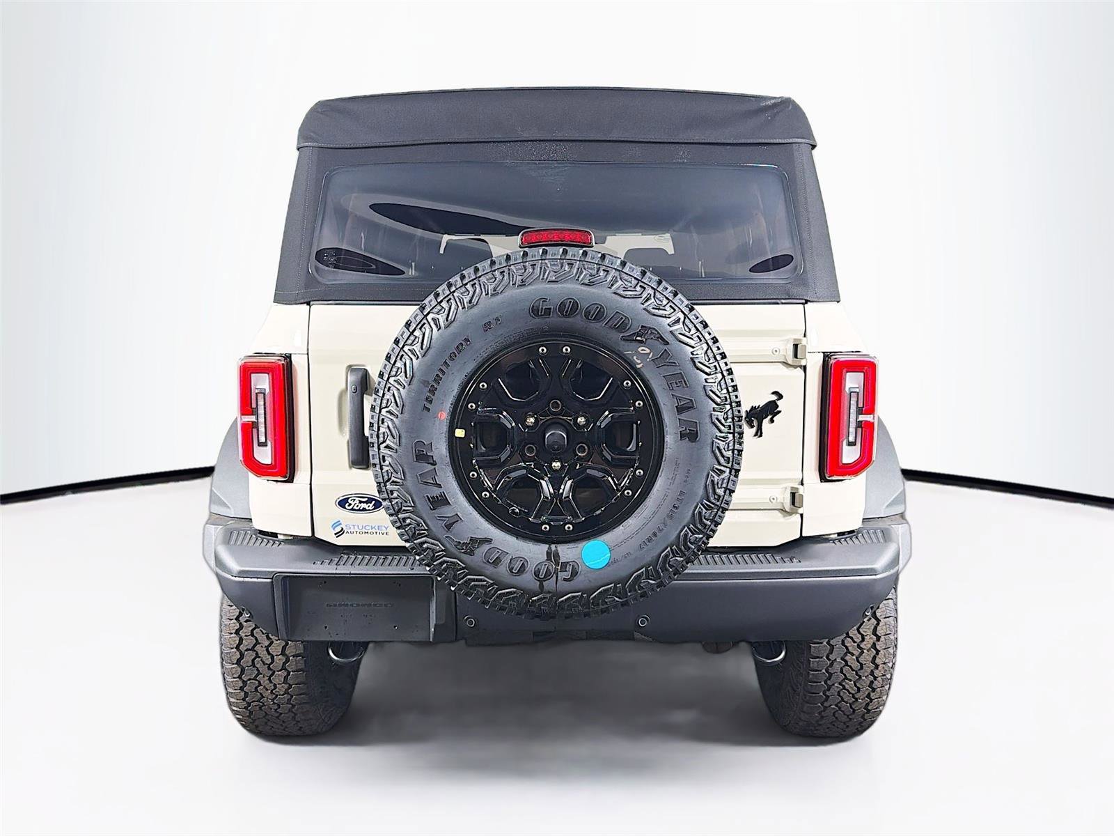 New 2026 Ford Bronco Badlands image 6