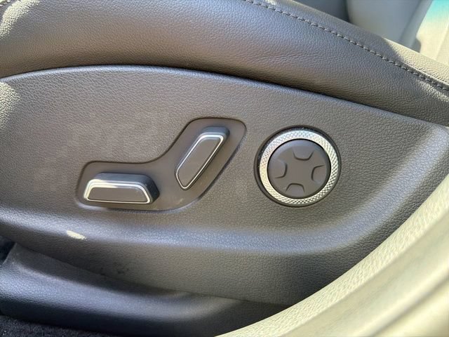 Used 2026 Genesis G80 2.5T AWD/4WD image 19