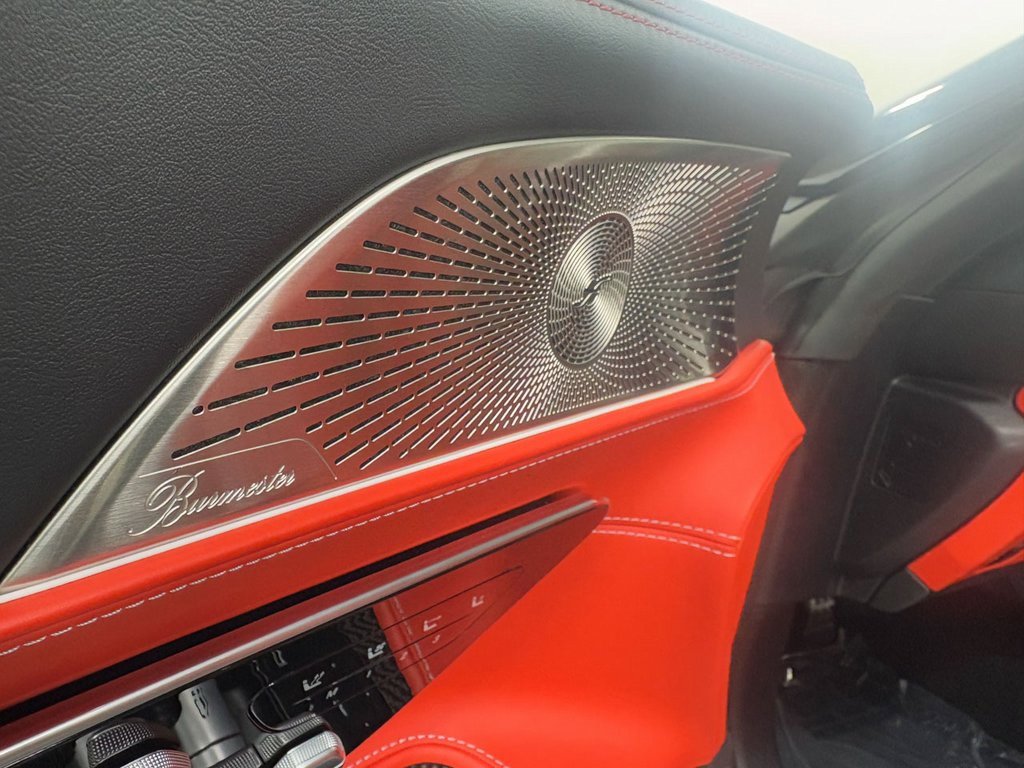 Used 2022 Mercedes-Benz SL 63 AMG 4MATIC image 9