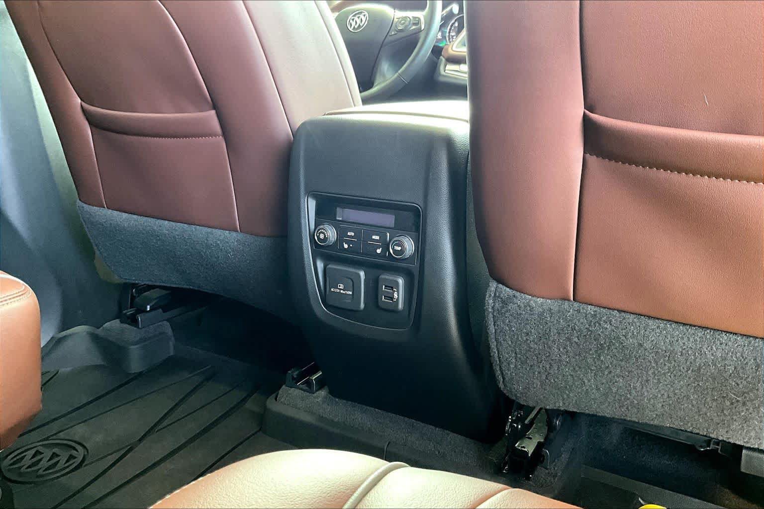 Used 2019 Buick Enclave Avenir w/ Avenir Technology Package AWD/4WD image 31