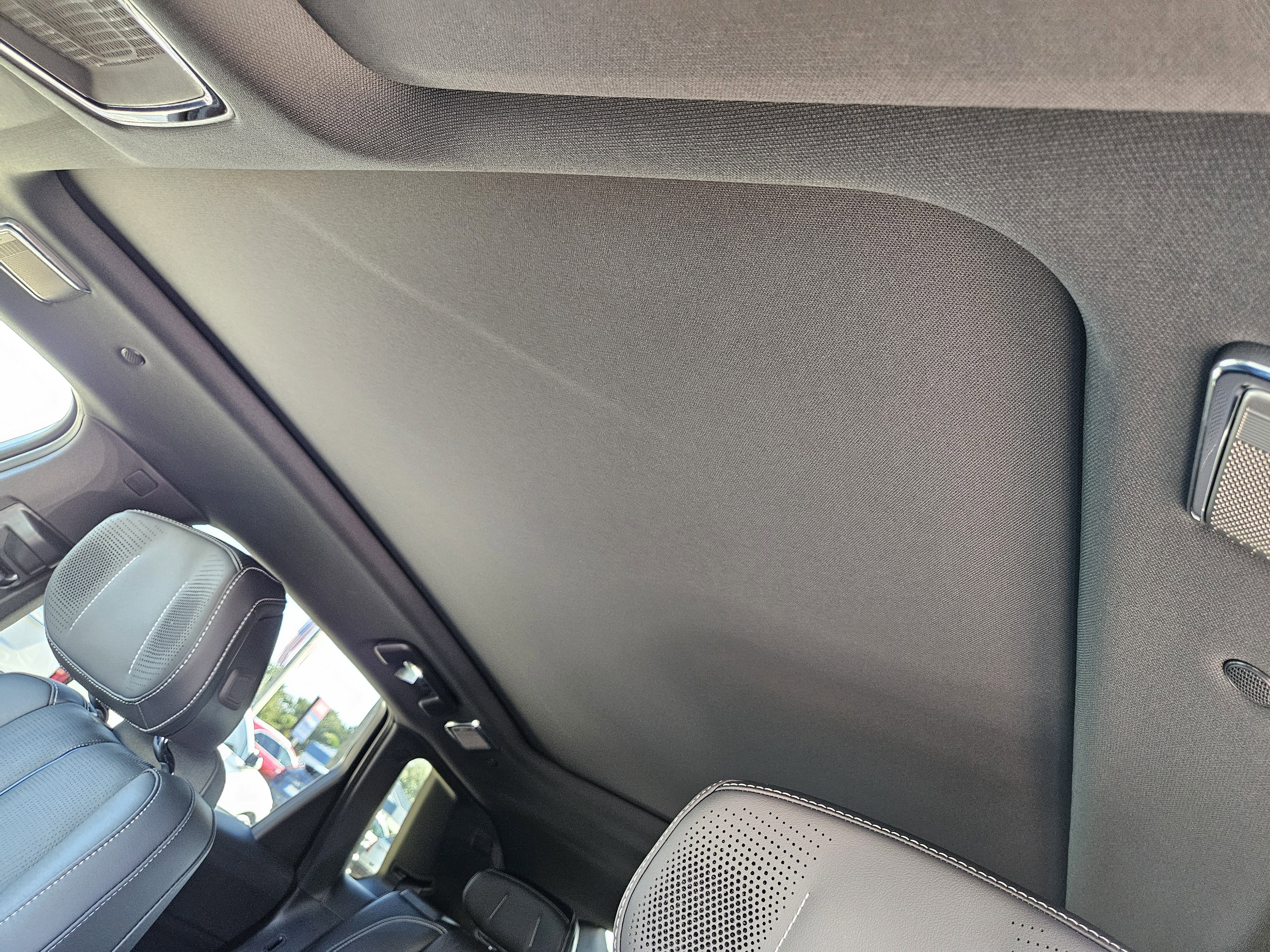 New 2026 Cadillac Lyriq V image 24