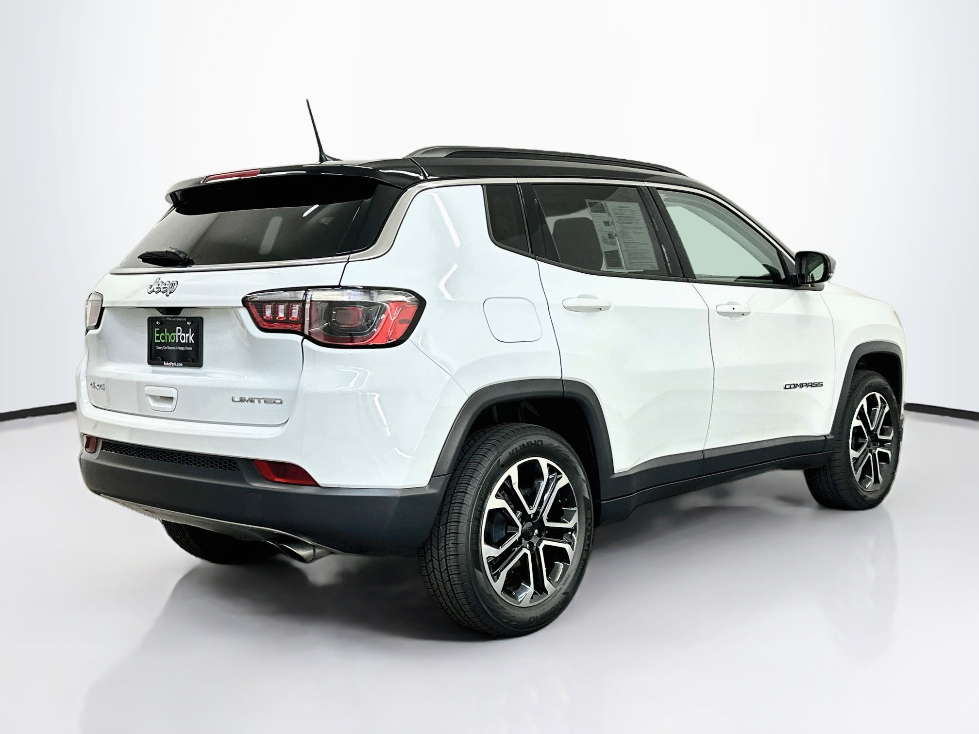 Used 2022 Jeep Compass Limited AWD/4WD image 9